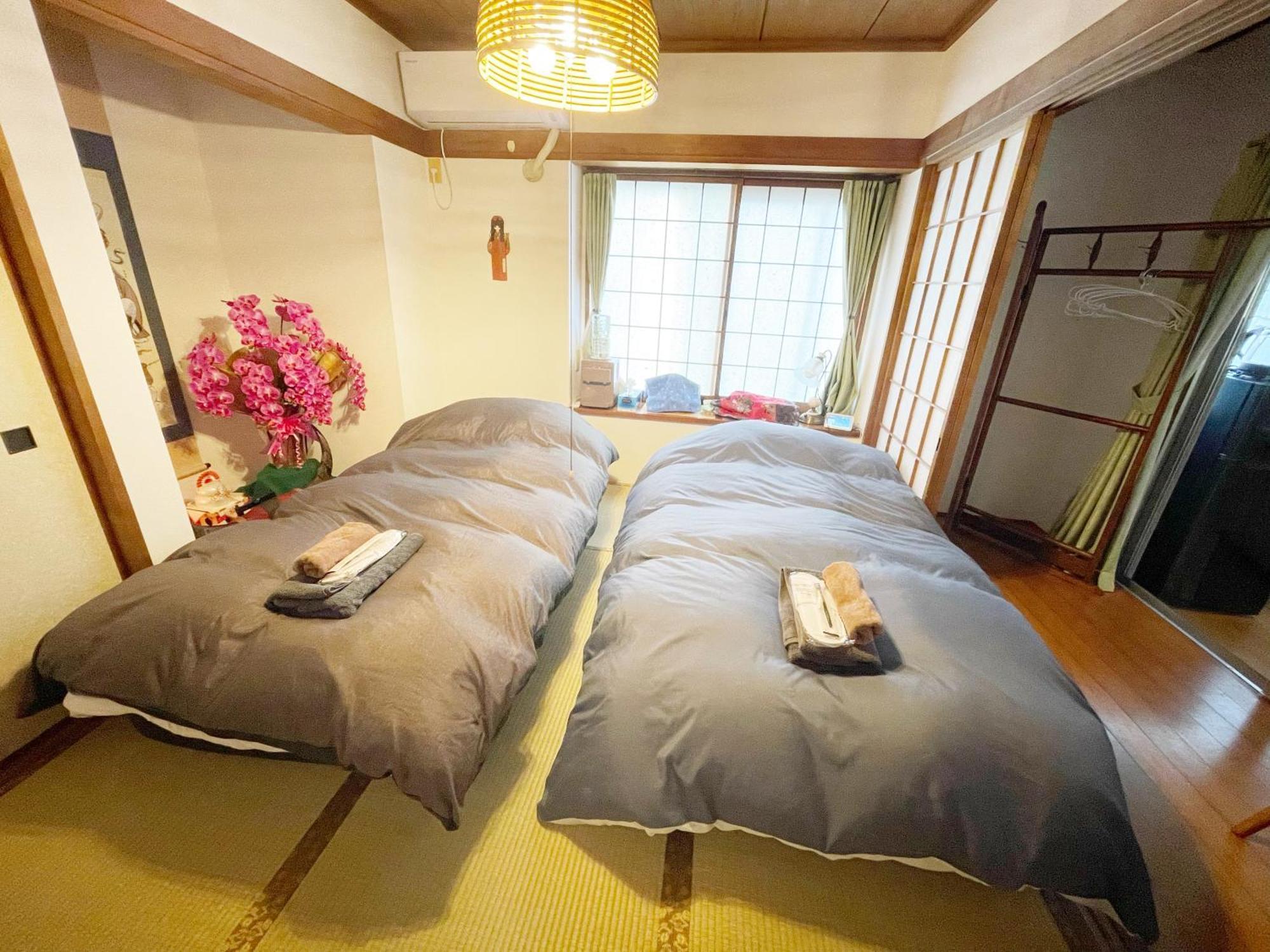 Tatami Room & Living Room Equipped With Multinational Tv And Fire, Bbq Corner In Tokyo Downtown House Tóquio Exterior foto